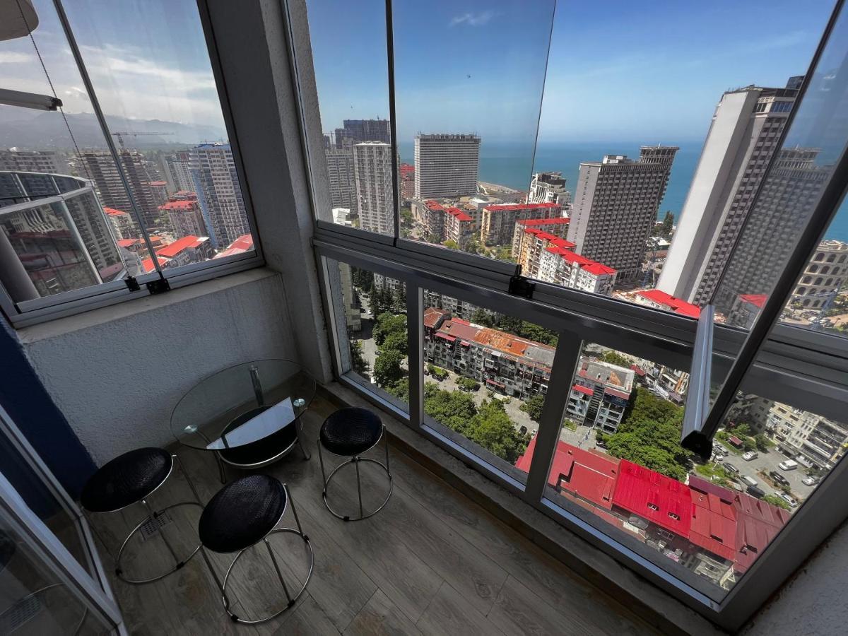 27 Floor Apartments Batumi Exterior foto